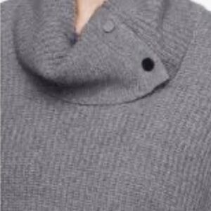 🩶🩶 Vince Knit Turtleneck Oversized Side Button Sweater 🩶🩶